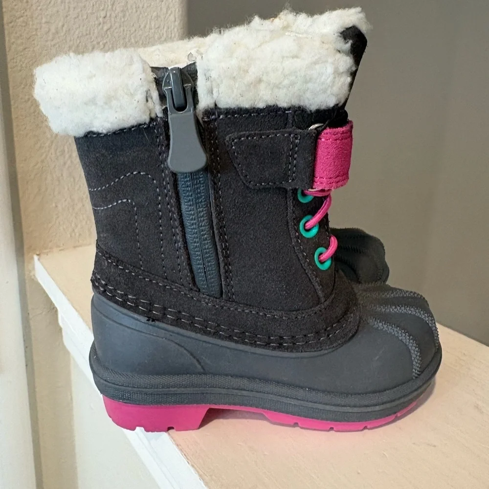 Cat & Jack Toddler Girls Winter Boots Sz 5 Journey Snow Waterproof Gray